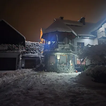 ホームステイ Kamila *