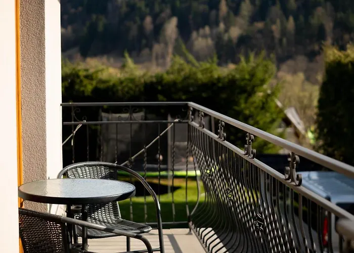 ホームステイ Kamila